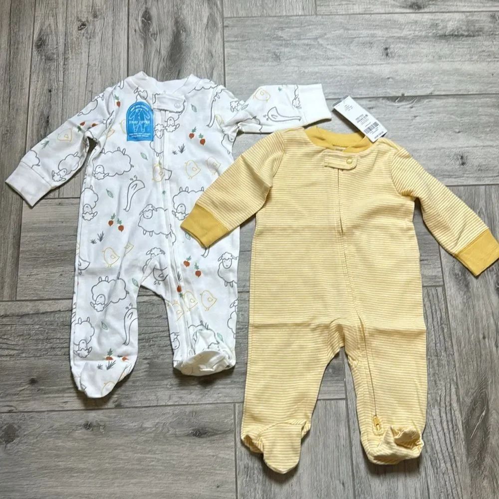 NWT Carters Baby 2-pc. Lamb & Stripe Footed Pajamas Size 3 months